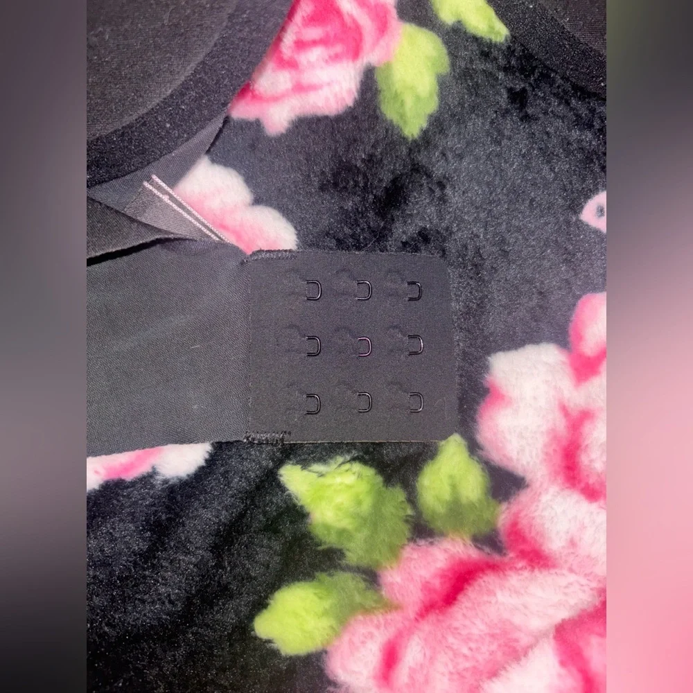 Victoria's Secret Bombshell Push-up Bra 36DD Black w/Crystal Rhinestone - Picture 6 of 7